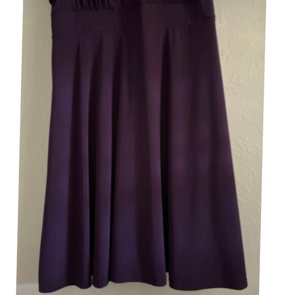 Gilli Purple Faux Wrap Dress Womens Size 2X Midi Stretchy Work Church Feminine - Picture 3 of 11